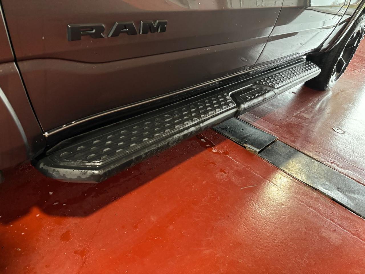 2021 Ram 1500 Laramie Crew Cab 4x4 5&apos;7 Box Franklin OH