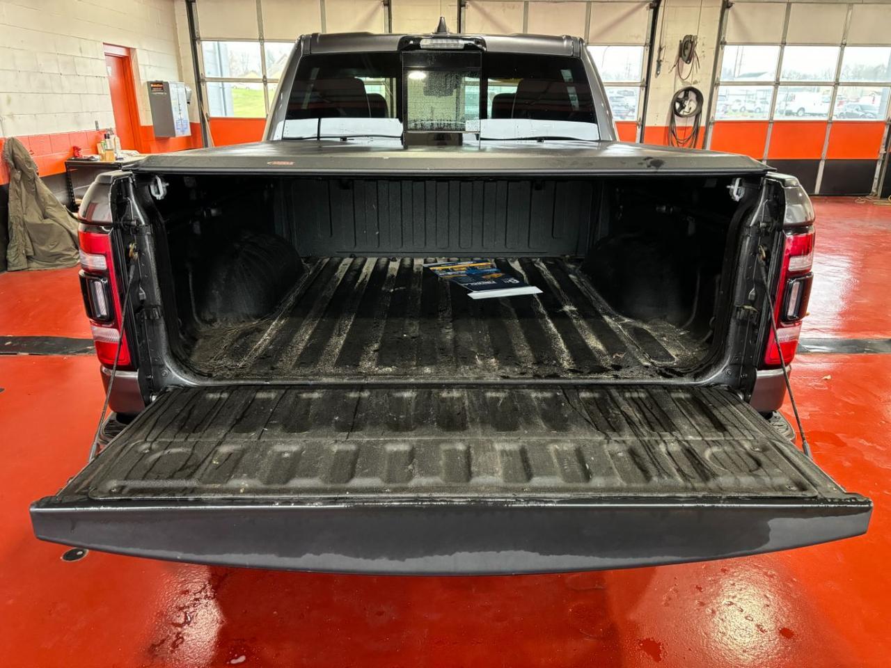 2021 Ram 1500 Laramie Crew Cab 4x4 5&apos;7 Box Franklin OH