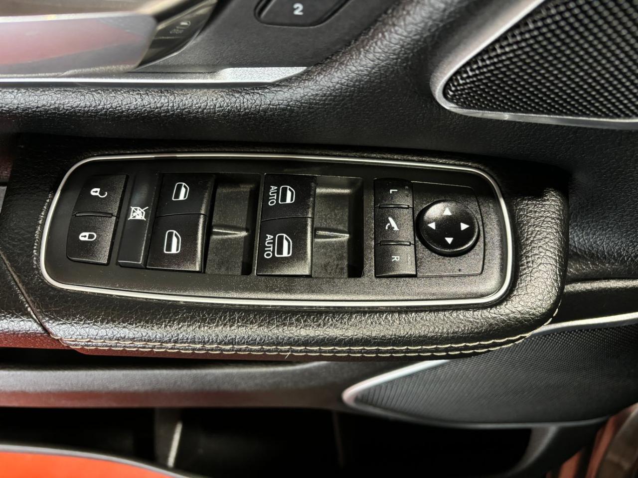 2021 Ram 1500 Laramie Crew Cab 4x4 5&apos;7 Box Franklin OH