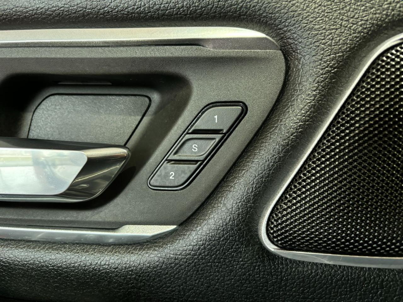 2021 Ram 1500 Laramie Crew Cab 4x4 5&apos;7 Box Franklin OH