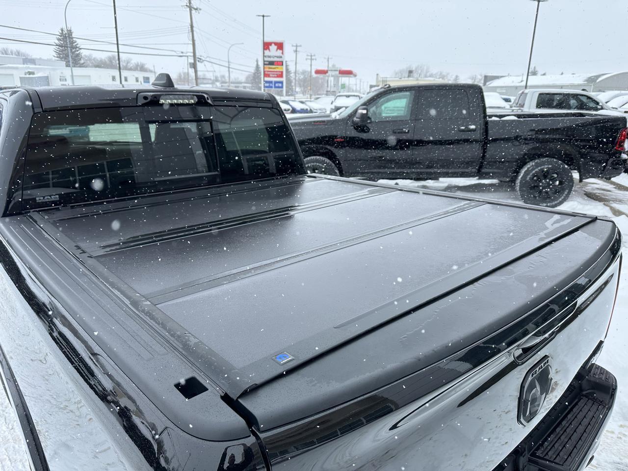 2021 Ram 1500 Limited | Night Edition | Tech Pkg | 4 Corner Air Ride | Pano Roof | 360 Camera | Harman/Kardon Redwater AB