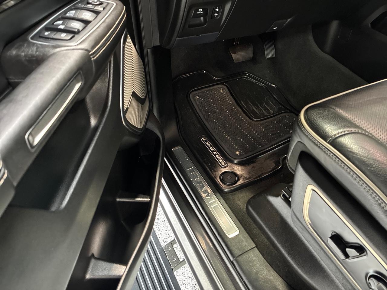 2021 Ram 1500 Limited, Night Edition, Level 1, Pano Roof, Tech Group, Hemi, Air Suspension Houston TX