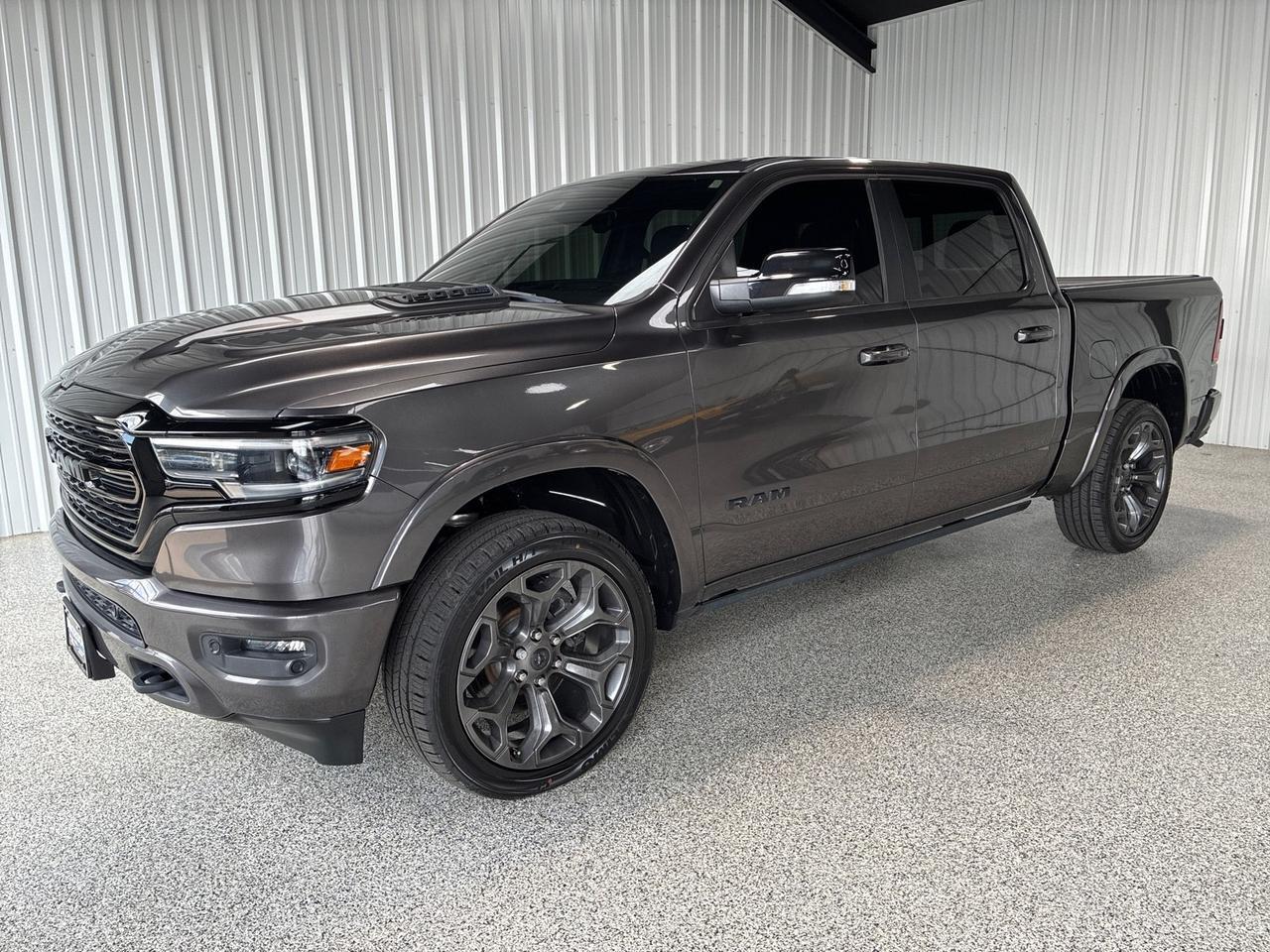 2021 Ram 1500 Limited, Night Edition, Level 1, Pano Roof, Tech Group, Hemi, Air Suspension