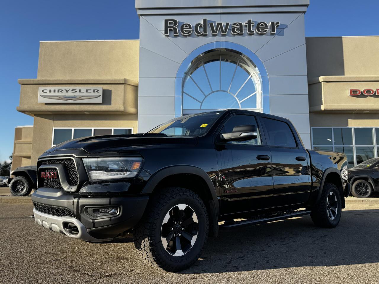 2021 Ram 1500 Rebel Crew cab 4x4 | HEMI V8 | Low KMs | Leather | Sport Hood | Heated Seats Redwater AB