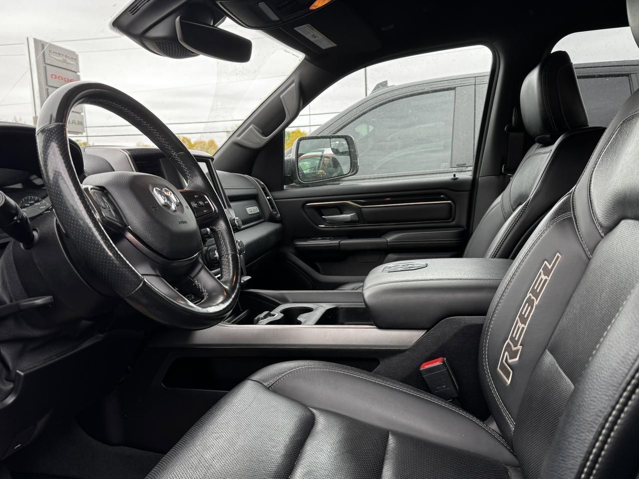 2021 Ram 1500 Rebel Crew cab 4x4 | HEMI V8 | Low KMs | Leather | Sport Hood | Heated Seats Redwater AB