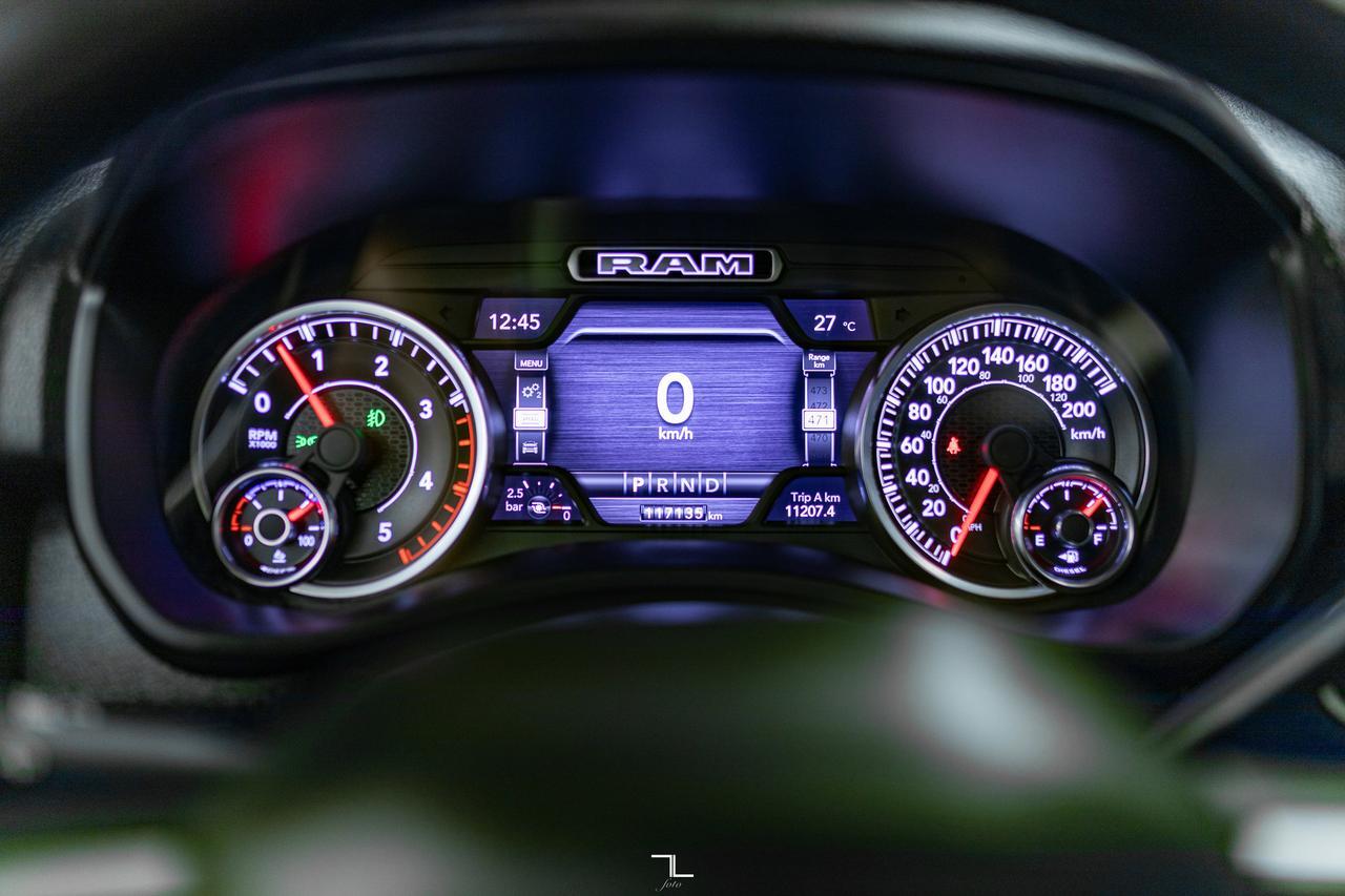 2021 Ram 2500 4x4 Crew Cab Big Horn Diesel Leather Roof Nav Red Deer AB