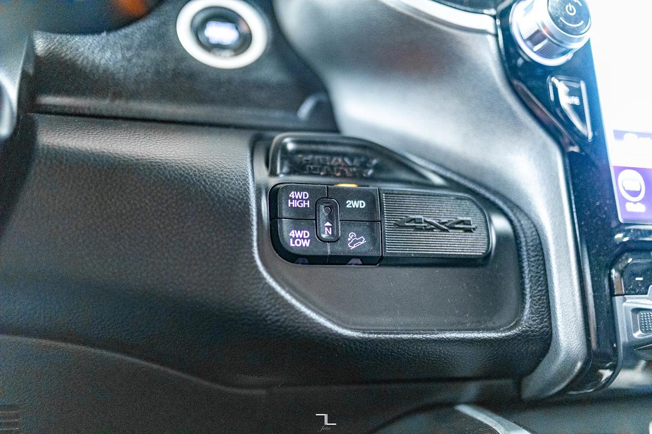 2021 Ram 2500 4x4 Crew Cab Big Horn Diesel Leather Roof Nav Red Deer AB