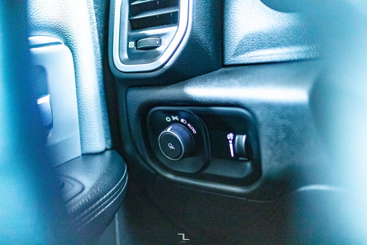 2021 Ram 2500 4x4 Crew Cab Big Horn HEMI PSeat BCam Red Deer AB