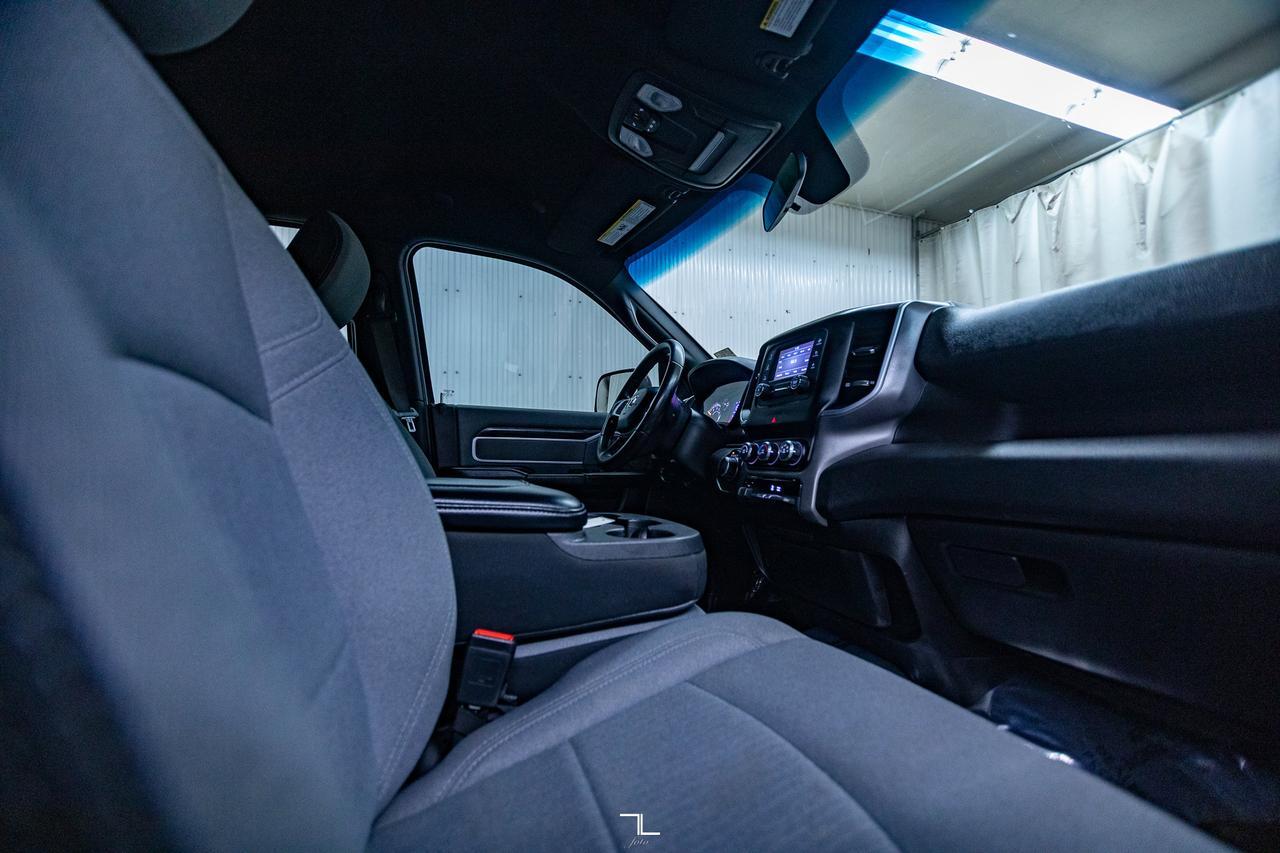 2021 Ram 2500 4x4 Crew Cab Big Horn HEMI PSeat BCam Red Deer AB