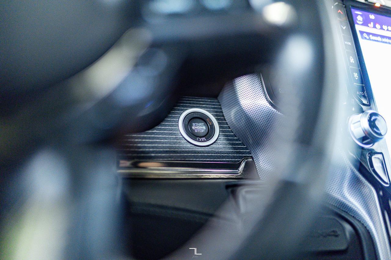 2021 Ram 2500 4x4 Crew Cab Limited Diesel Leather Roof Nav Red Deer AB