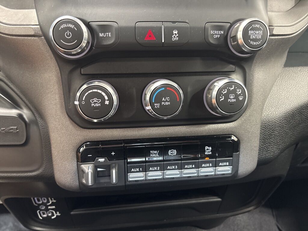 2021 Ram 2500 4x4 Crew Cab Tradesman Minocqua WI
