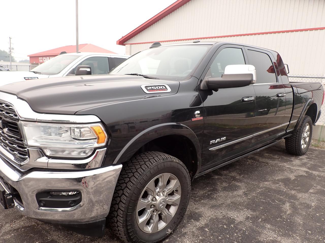 2021 Ram 2500 Limited 4WD MEGA CAB 6'4" BOX LEATHER NAVI SUNROOF *DIESEL** Listowel ON