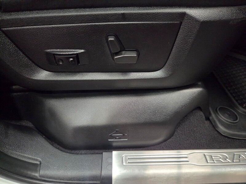 2021 Ram 2500 Limited Lifted Mega Cab Ram Box 6.7L Diesel New 37in Tires FREE WARRANTY Arlington TX