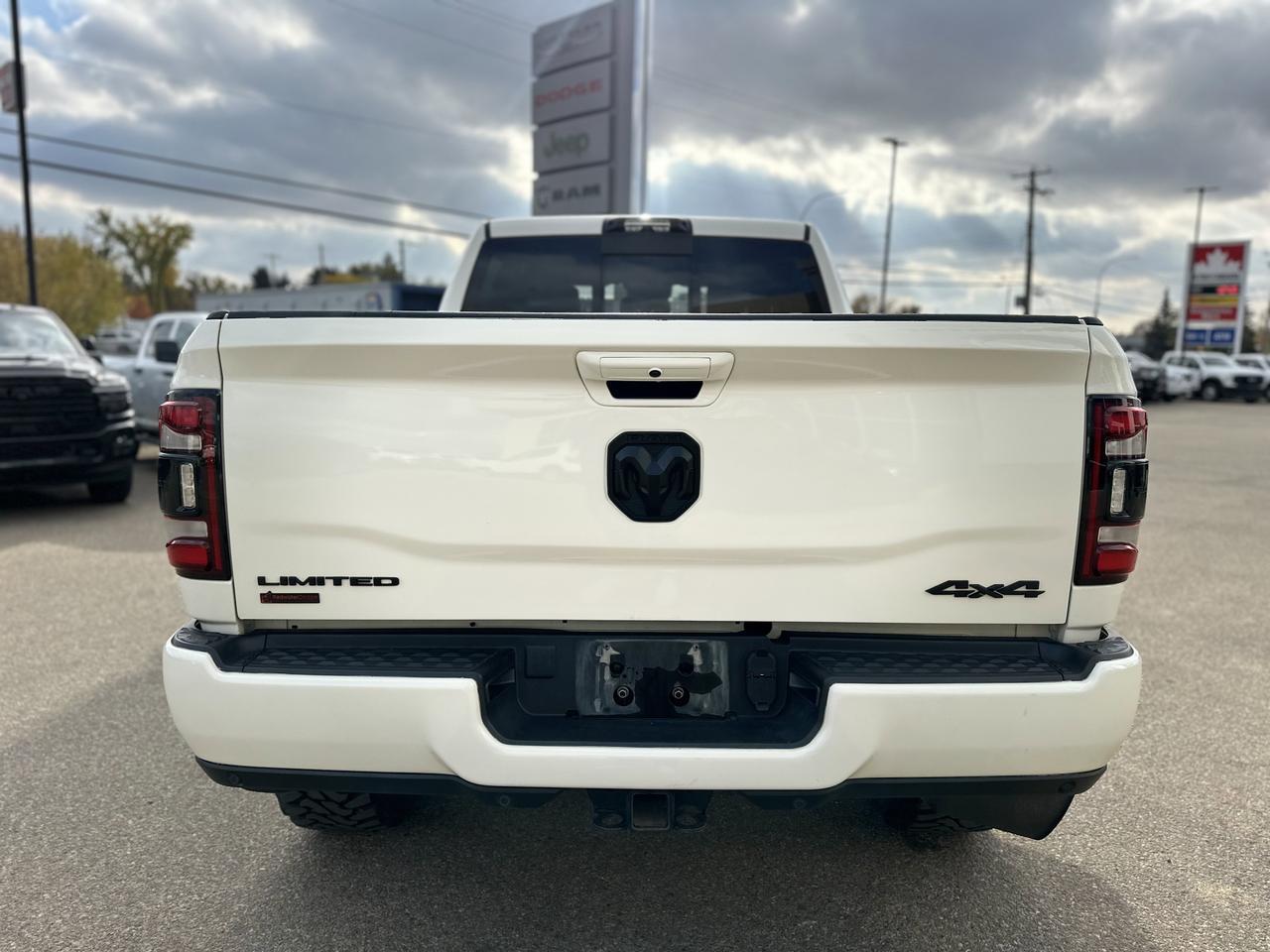 2021 Ram 2500 Limited Night Edition Crew Cab 4x4 | Cummins Diesel | Leather | Sunroof | Backup Camera Redwater AB