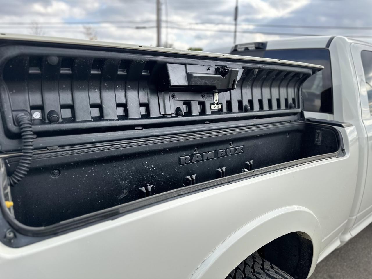 2021 Ram 2500 Limited Night Edition Crew Cab 4x4 | Cummins Diesel | Leather | Sunroof | Backup Camera Redwater AB