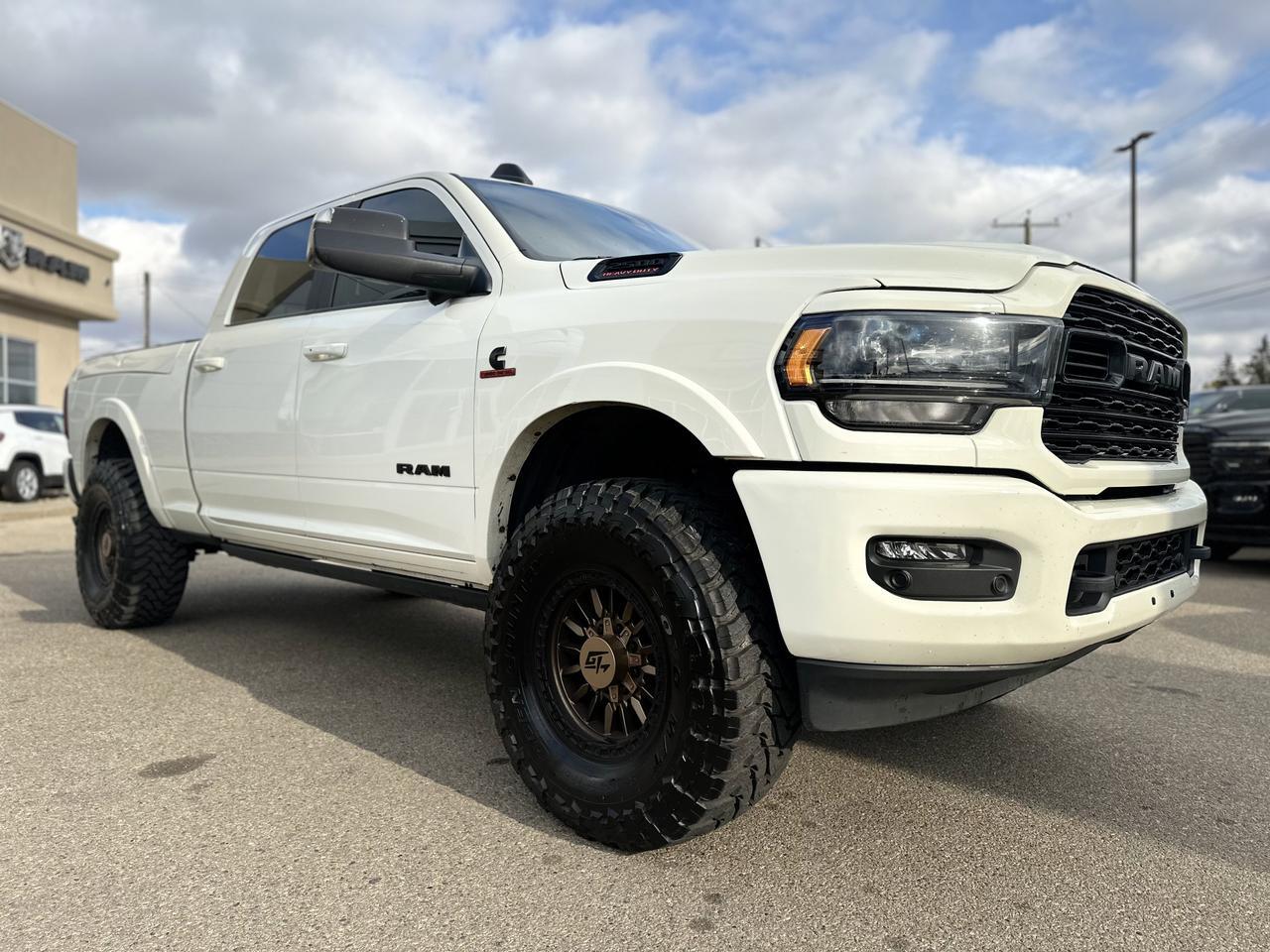 2021 Ram 2500 Limited Night Edition Crew Cab 4x4 | Cummins Diesel | Leather | Sunroof | Backup Camera Redwater AB