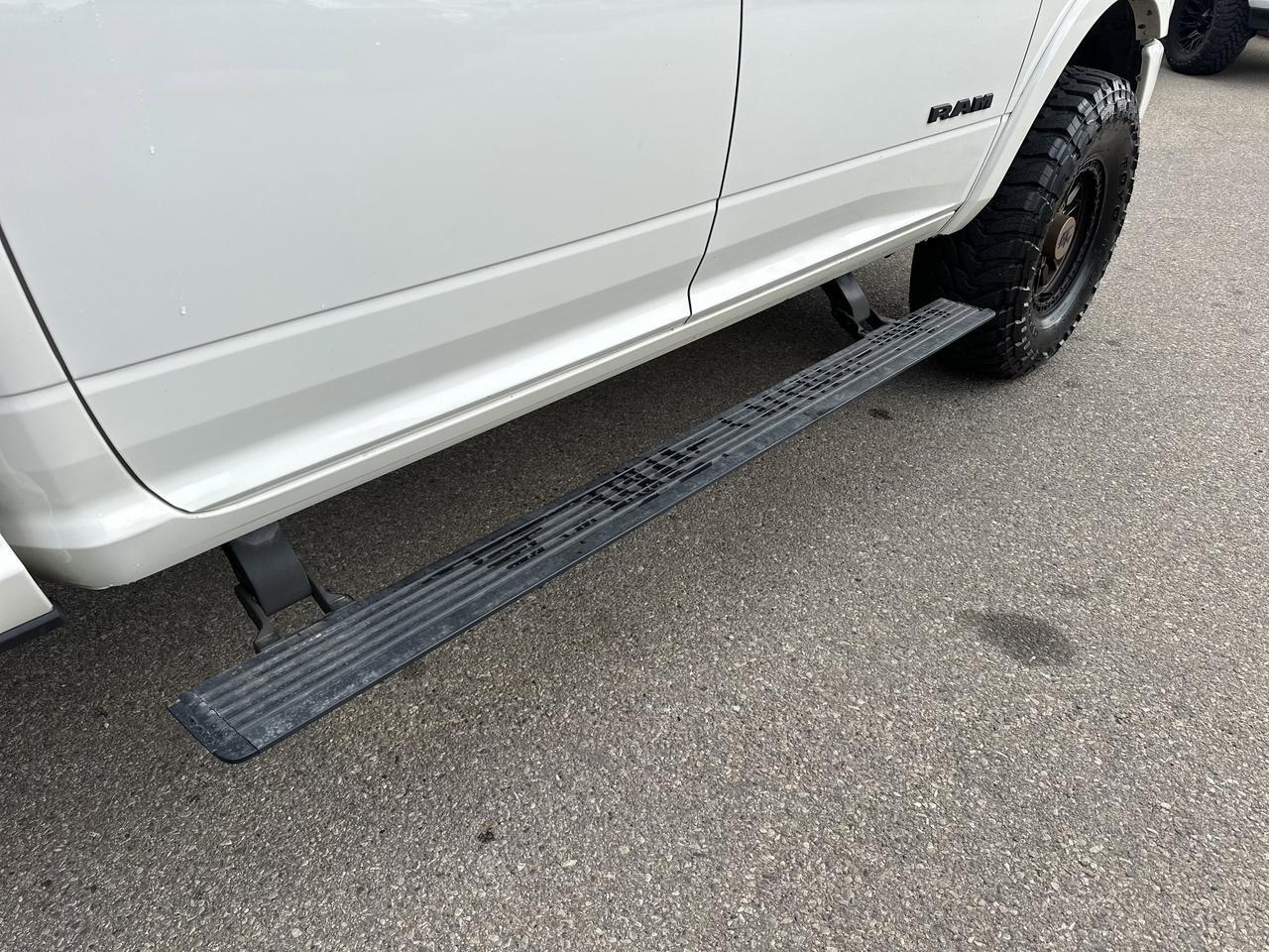 2021 Ram 2500 Limited Night Edition Crew Cab 4x4 | Cummins Diesel | Leather | Sunroof | Backup Camera Redwater AB