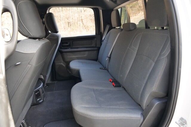 2021 Ram 2500 Tradesman 4X4 / 6.4L V8 / Level 2 Equipment! High Point NC