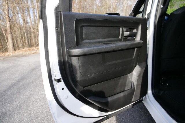 2021 Ram 2500 Tradesman 4X4 / 6.4L V8 / Level 2 Equipment! High Point NC