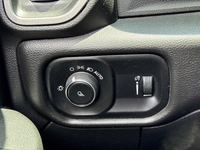 2021 Ram 2500 Tradesman Crew Cab 4x4 6&apos;4&quot; Box North Dartmouth MA
