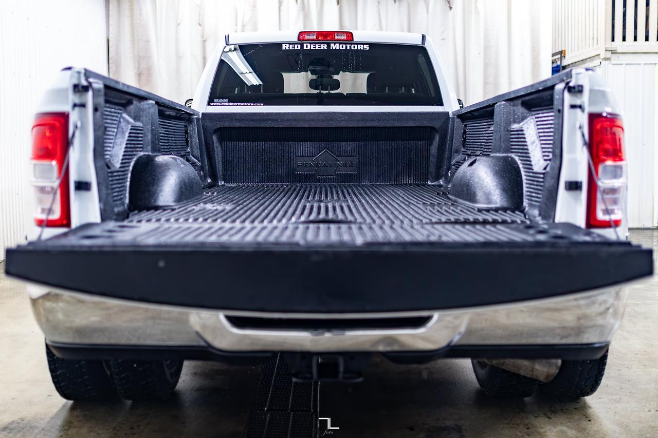 2021 Ram 3500 4x4 Crew Cab Big Horn Dually Diesel BCam Red Deer AB