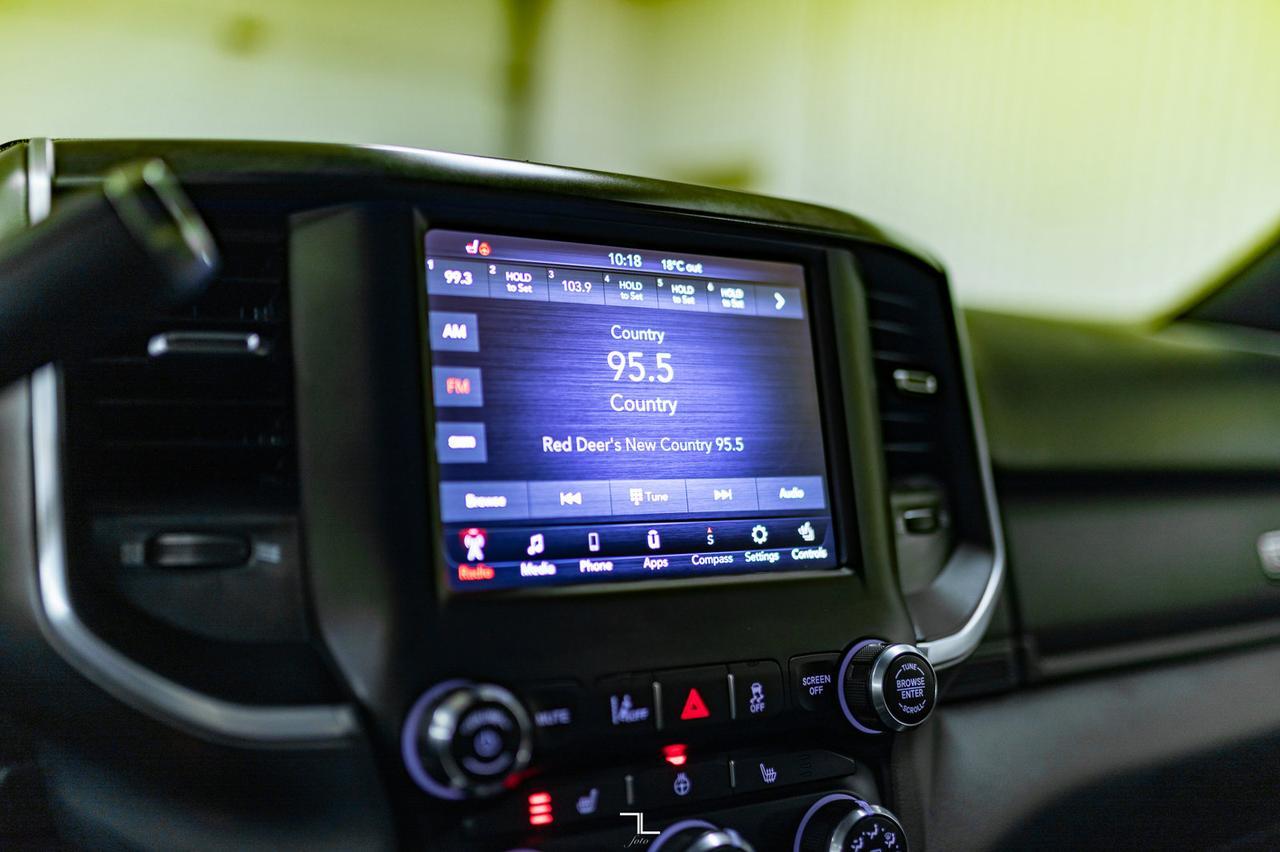 2021 Ram 3500 4x4 Crew Cab Big Horn Dually Diesel BCam Red Deer AB