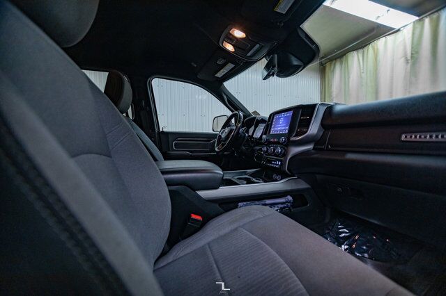 2021 Ram 3500 4x4 Crew Cab Big Horn Dually Diesel BCam Red Deer AB