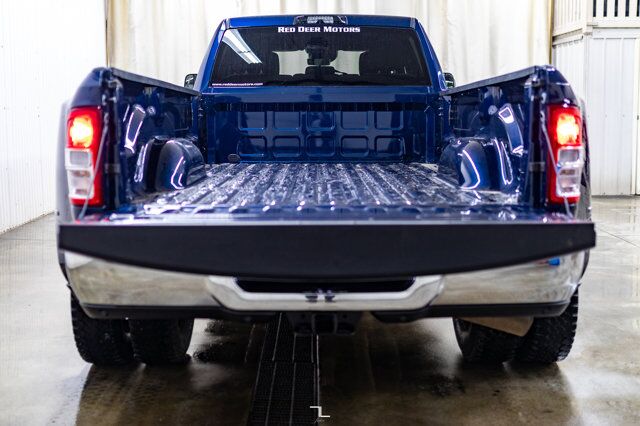 2021 Ram 3500 4x4 Crew Cab Big Horn Dually Diesel BCam Red Deer AB