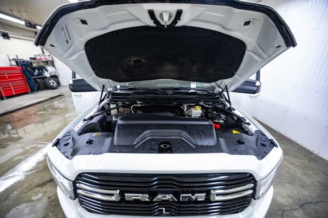 2021 Ram 3500 4x4 Crew Cab Big Horn Longbox BCam Red Deer AB