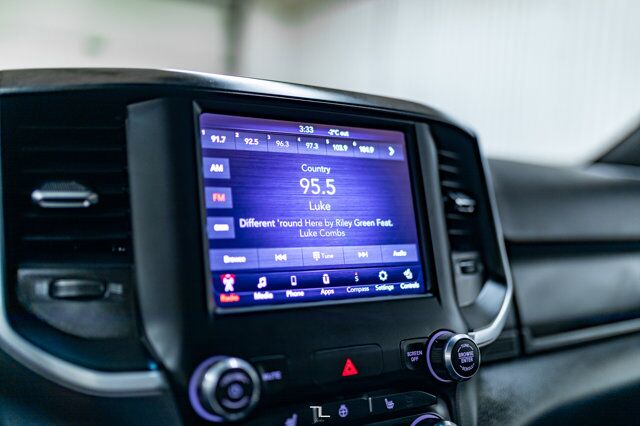 2021 Ram 3500 4x4 Crew Cab Big Horn Longbox BCam Red Deer AB