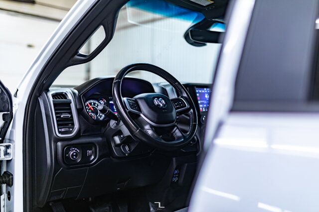 2021 Ram 3500 4x4 Crew Cab Big Horn Longbox BCam Red Deer AB