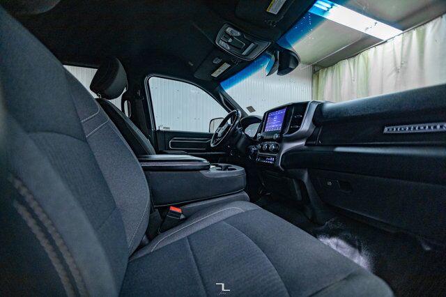 2021 Ram 3500 4x4 Crew Cab Big Horn Longbox BCam Red Deer AB