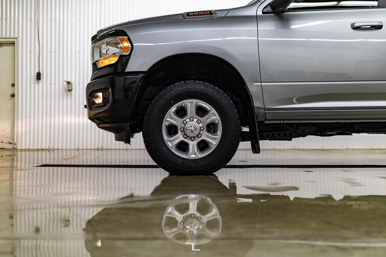 2021 Ram 3500 4x4 Crew Cab Big Horn Longbox Diesel BCam Red Deer AB