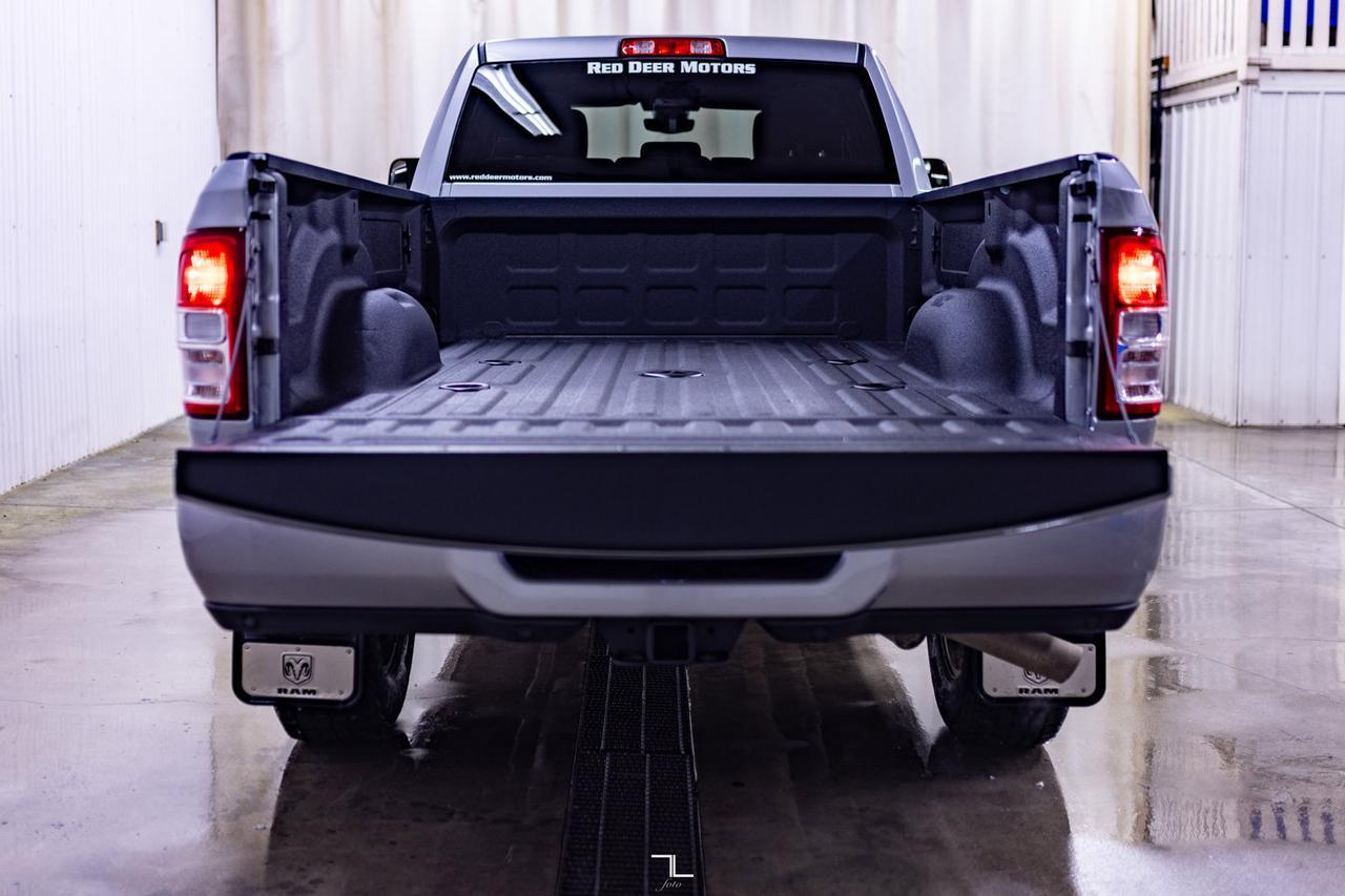 2021 Ram 3500 4x4 Crew Cab Big Horn Longbox HEMI BCam Red Deer AB