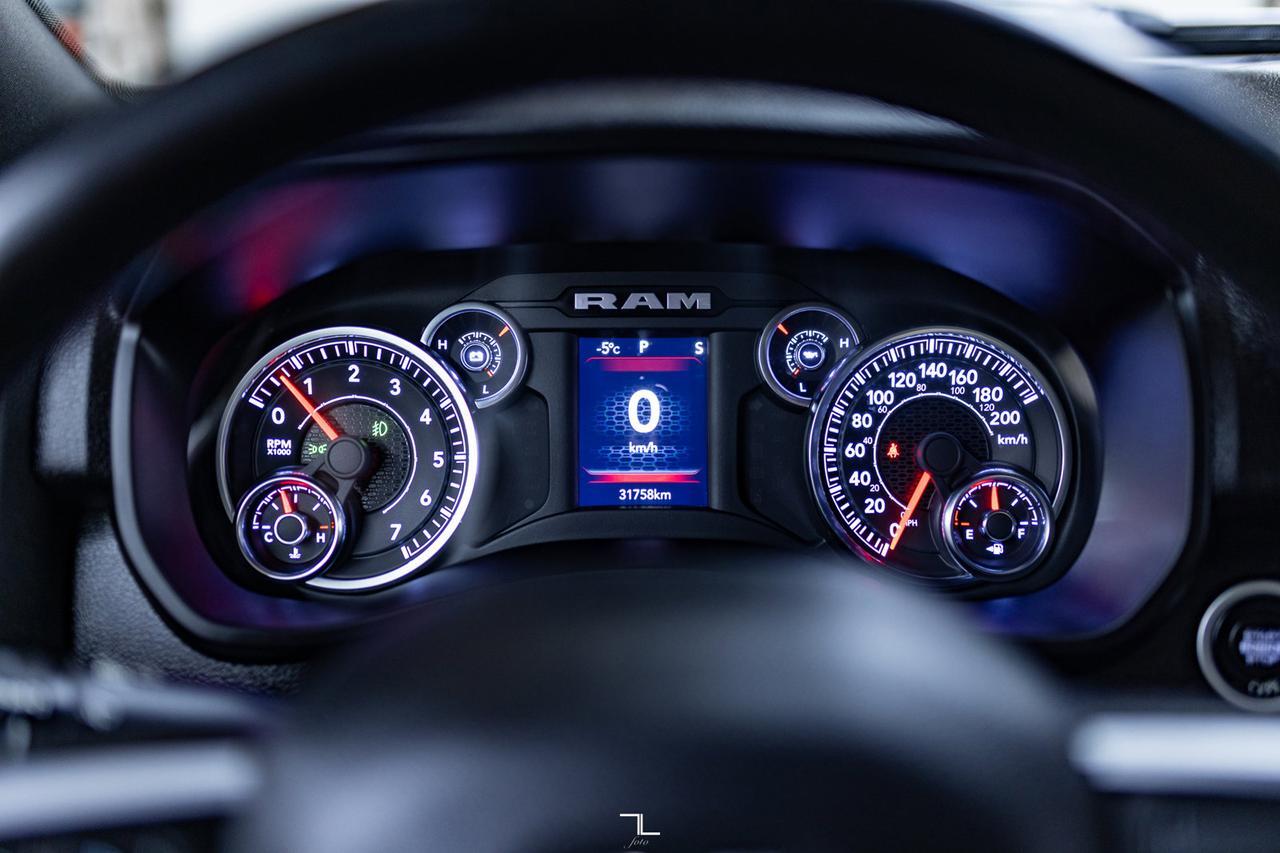 2021 Ram 3500 4x4 Crew Cab Big Horn Longbox HEMI BCam Red Deer AB