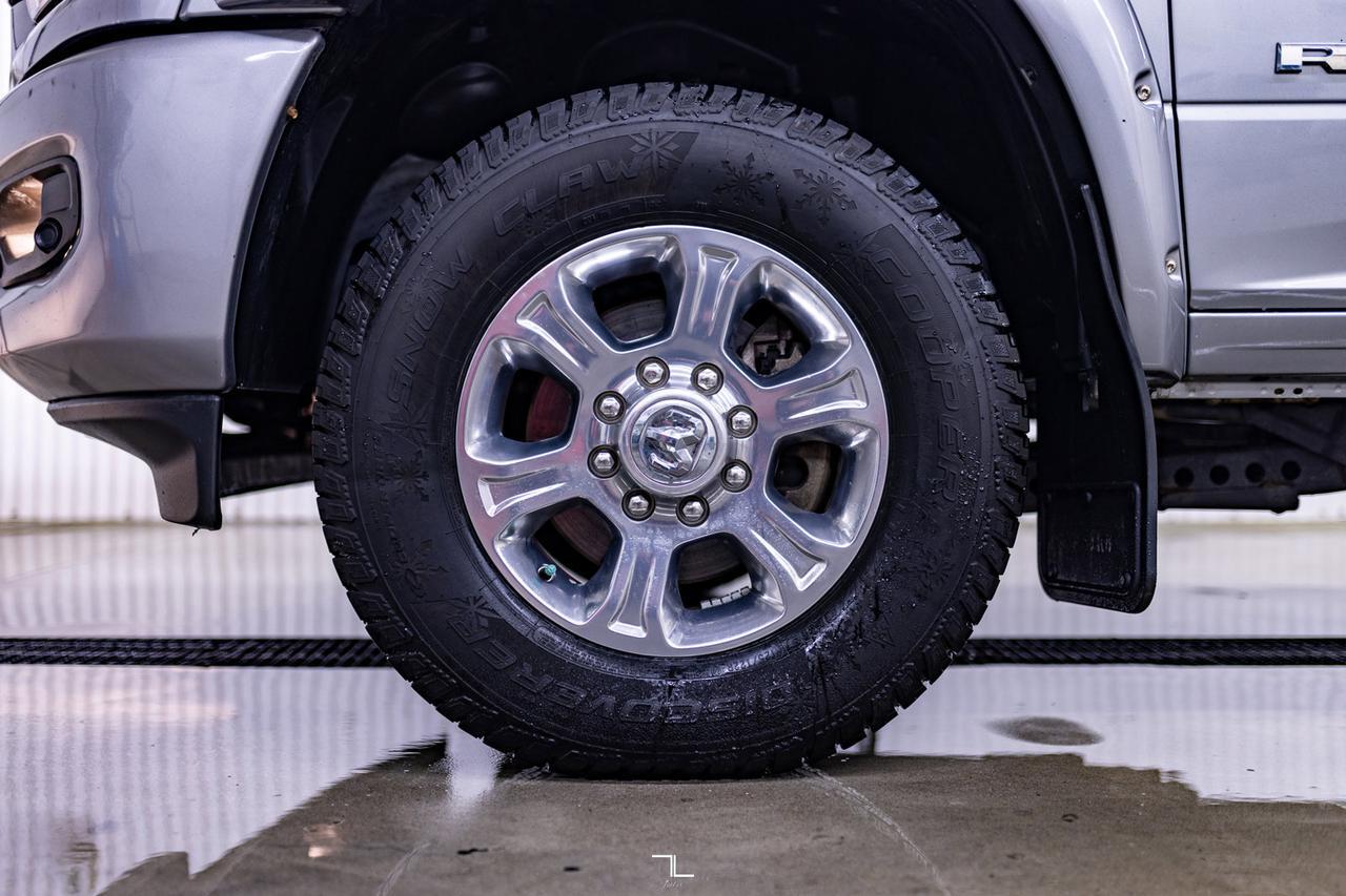 2021 Ram 3500 4x4 Crew Cab Big Horn Longbox HEMI BCam Red Deer AB