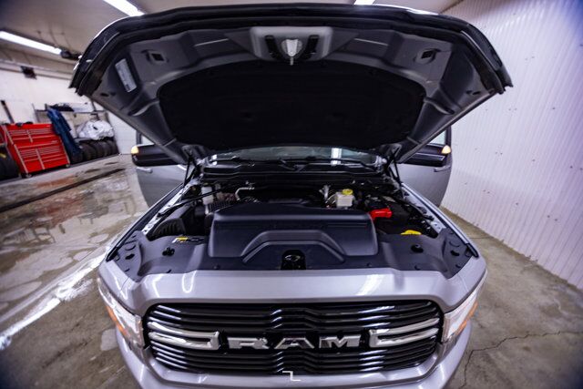 2021 Ram 3500 4x4 Crew Cab Big Horn Longbox HEMI BCam Red Deer AB