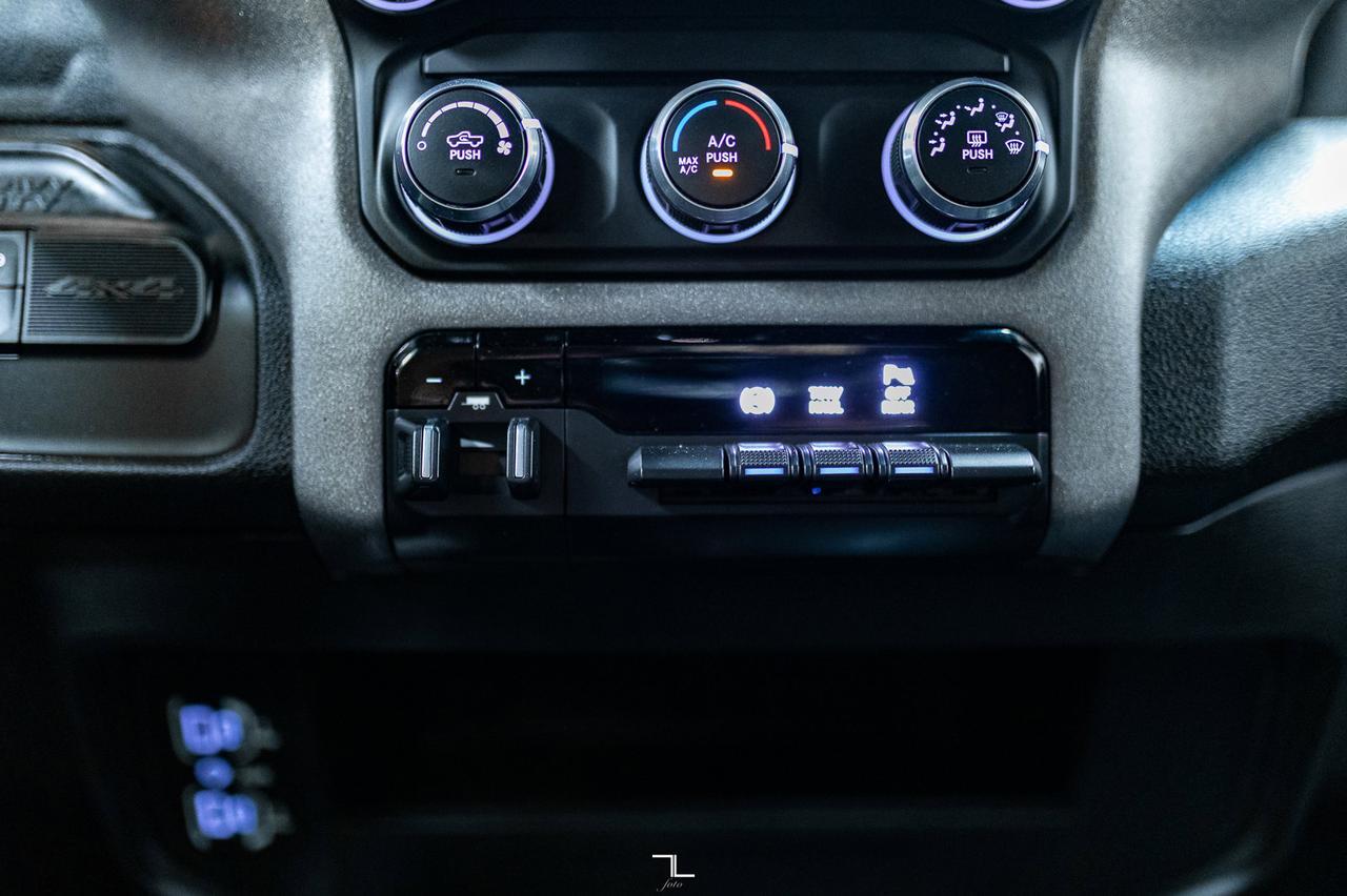 2021 Ram 3500 4x4 Crew Cab Tradesman Diesel BCam Red Deer AB