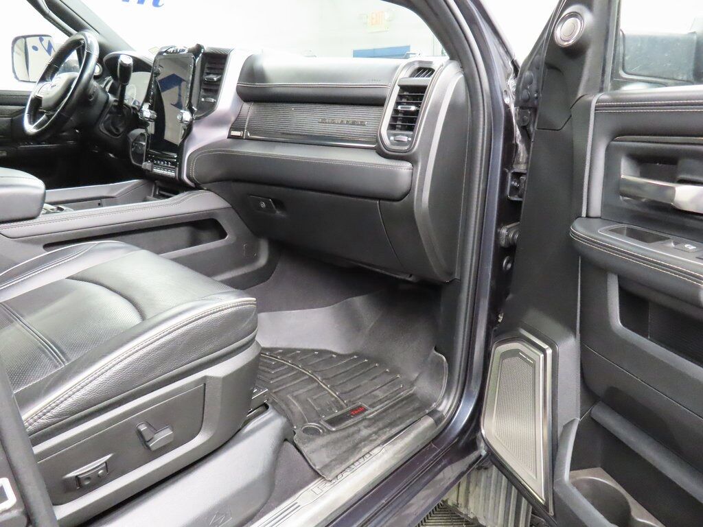 2021 Ram 3500 4x4 Mega Cab Limited SRW Fond du Lac WI