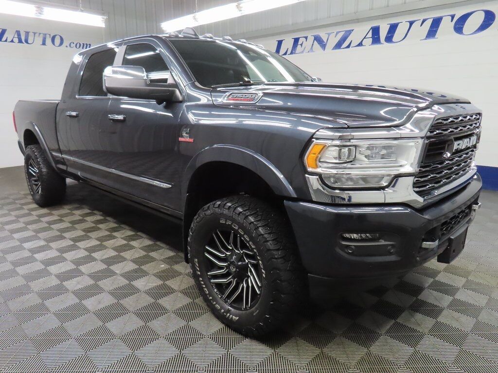 2021 Ram 3500 4x4 Mega Cab Limited SRW Fond du Lac WI