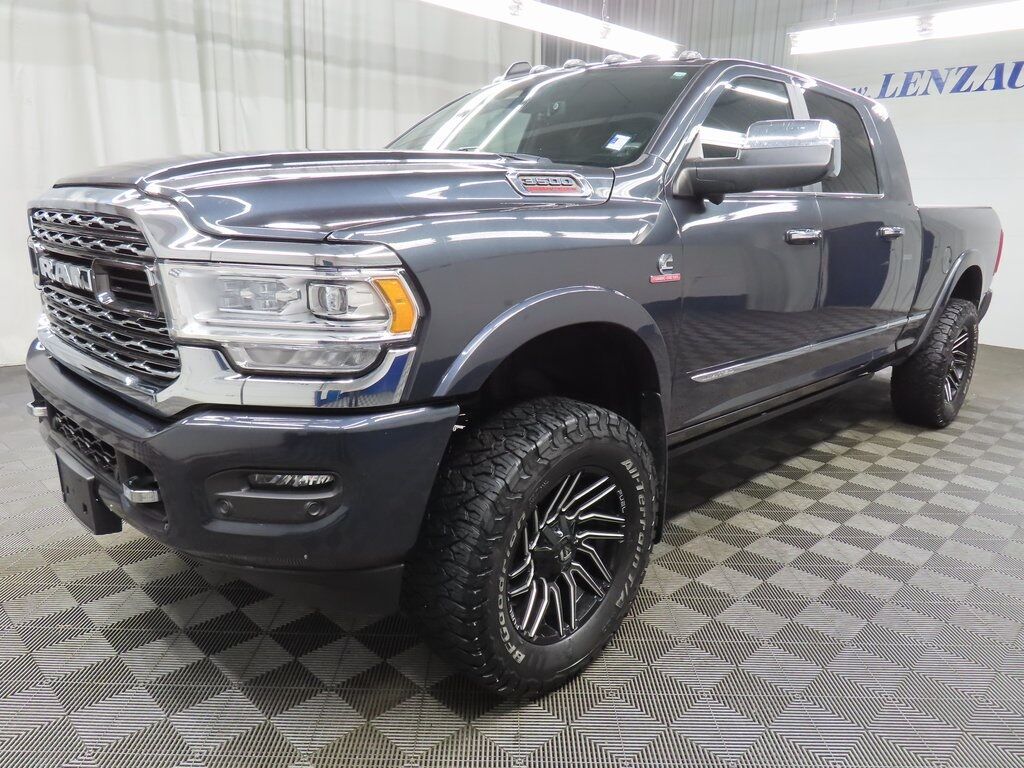 2021 Ram 3500 4x4 Mega Cab Limited SRW Fond du Lac WI