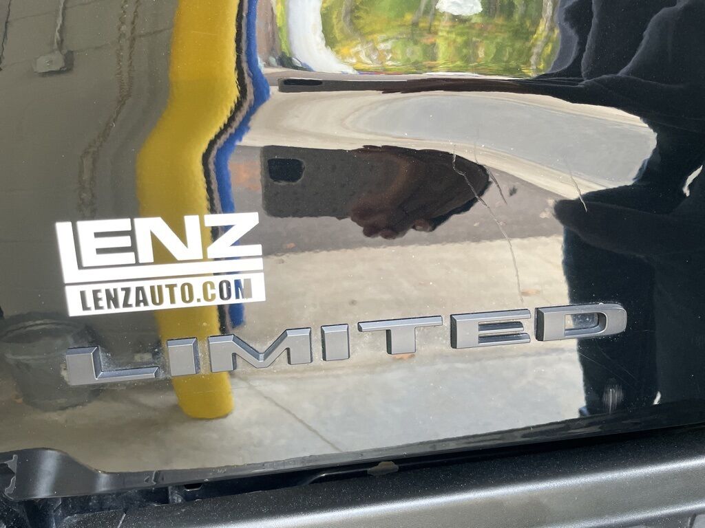 2021 Ram 3500 4x4 Mega Cab Limited SRW Minocqua WI