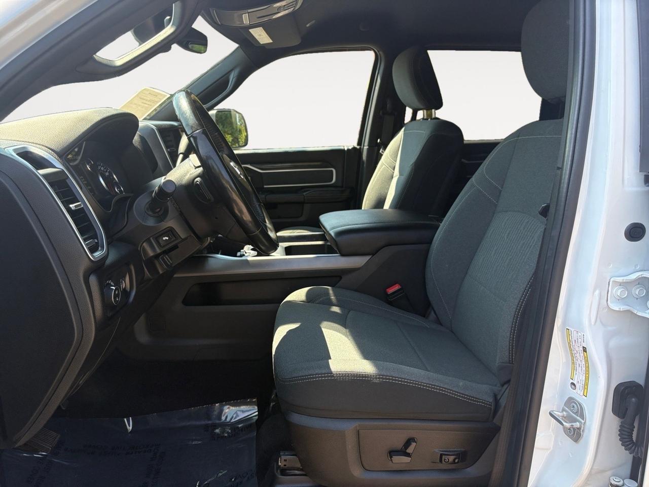 2021 Ram 3500 Big Horn, 5TH WHEEL/GOOSENECK TOW PACKAGE, RUNNING BOARDS, HEATED SEATS, BACKUP CAMERA, REMOTE START, POWER TAILGATE, APPLE CARPLAY/ANDROID AUTO, CLEAN CARFAX, GO BIG & GO HOME IN THIS 3500! Virginia Beach VA