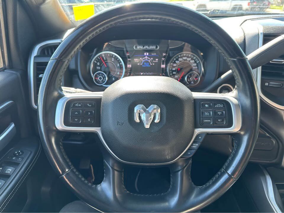 2021 Ram 3500 Big Horn Crew Cab 4x4 Long Box | Cummins Diesel | 12IN Touchscreen | NAV | Sport Appearance Redwater AB