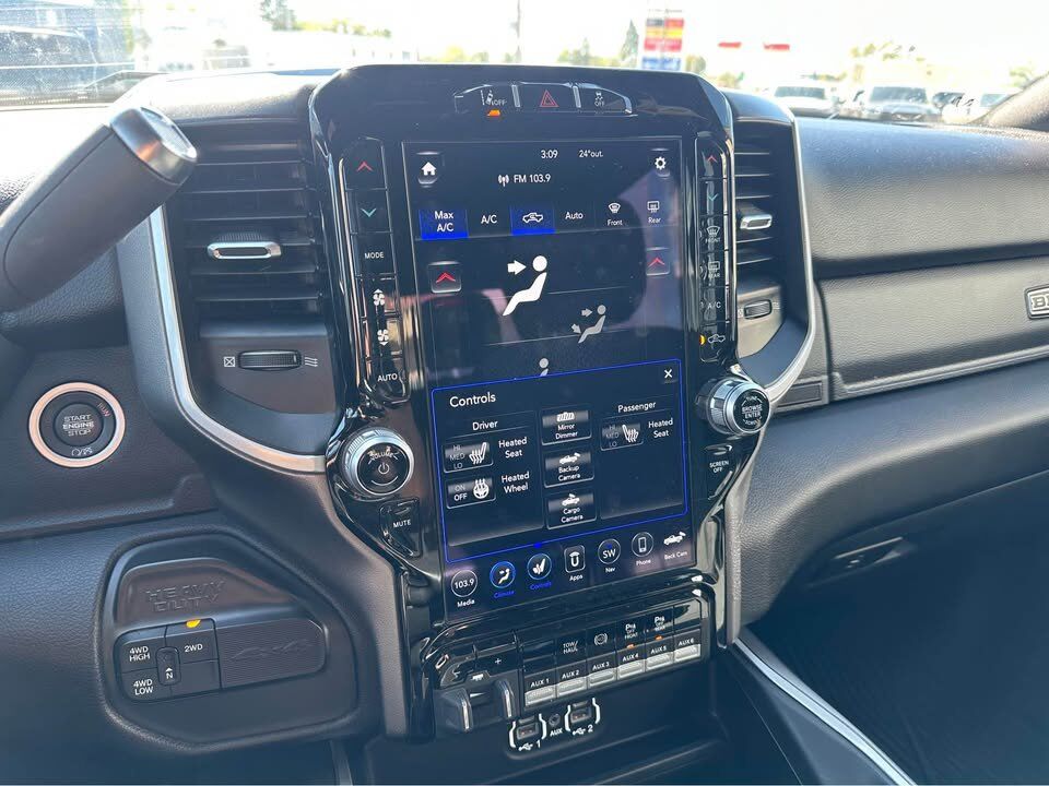 2021 Ram 3500 Big Horn Crew Cab 4x4 Long Box | Cummins Diesel | 12IN Touchscreen | NAV | Sport Appearance Redwater AB