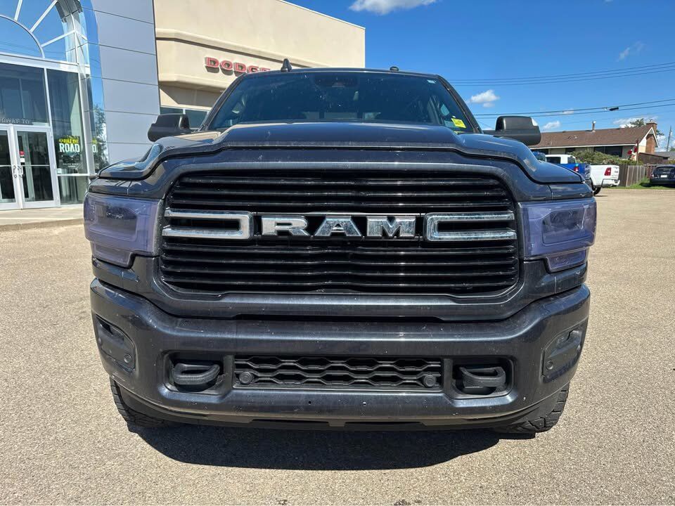 2021 Ram 3500 Big Horn Crew Cab 4x4 Long Box | Cummins Diesel | 12IN Touchscreen | NAV | Sport Appearance Redwater AB