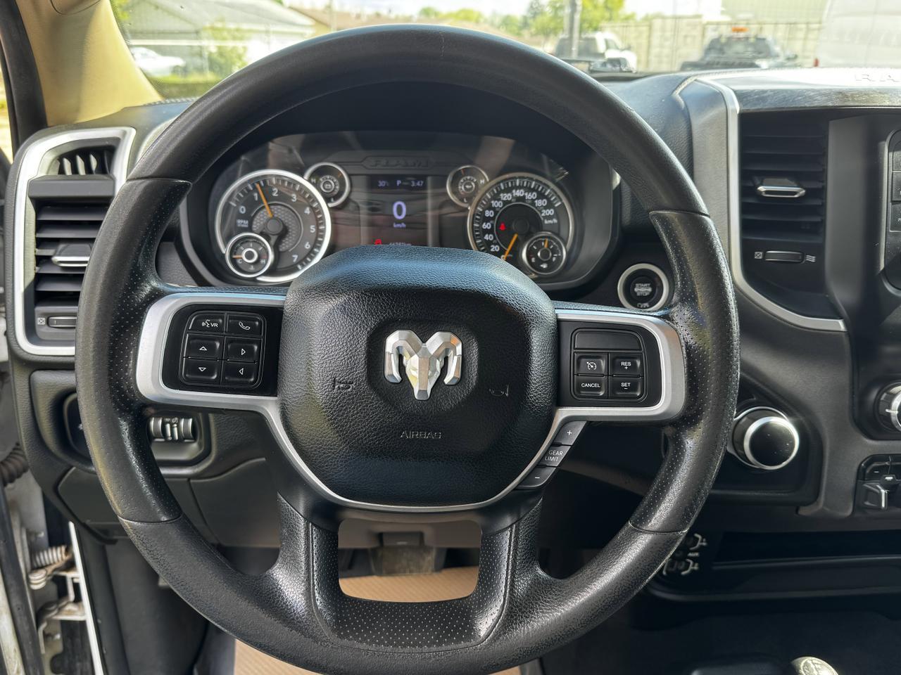 2021 Ram 3500 Chassis Cab SLT Dually Crew 4x4 | Low KMs | HEMI V8 | Backup Alarm | Remote Start | Front Bench Redwater AB