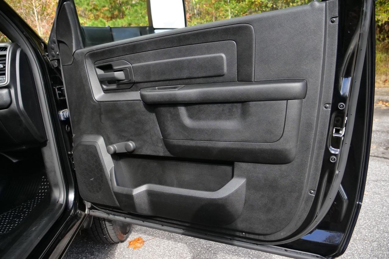 2021 Ram 3500 Chassis Cab Tradesman 4X4 / AISIN / Turbo Diesel / Tow Package! Lincolnton NC