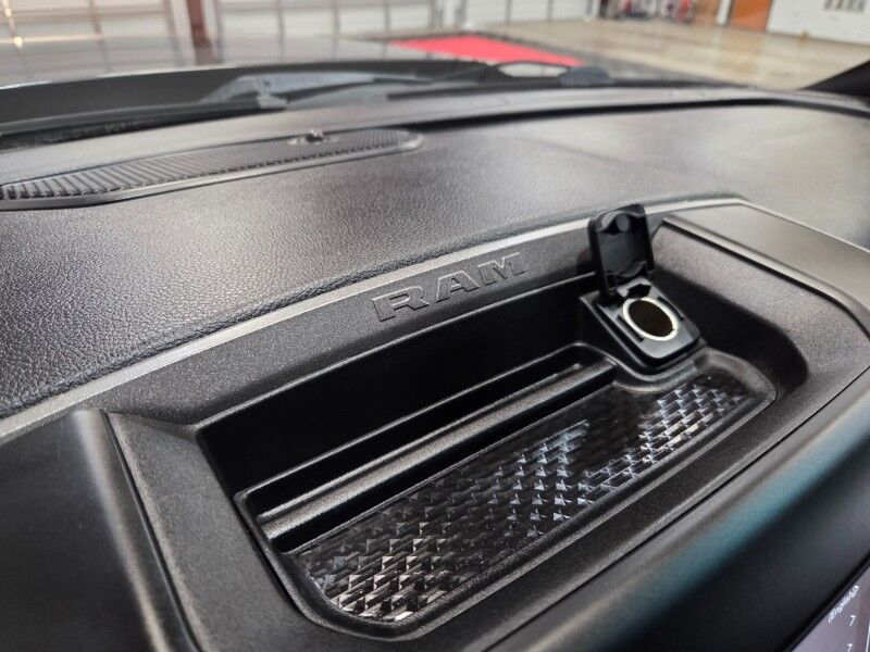 2021 Ram 3500 Dually 6.7L Diesel AISIN Transmission 4.10 Axle Ratio Rear Air Suspension FREE WARRANTY Arlington TX