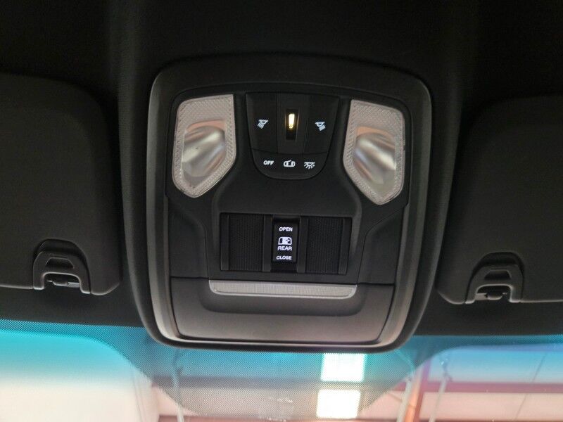 2021 Ram 3500 Dually 6.7L Diesel AISIN Transmission 4.10 Axle Ratio Rear Air Suspension FREE WARRANTY Arlington TX